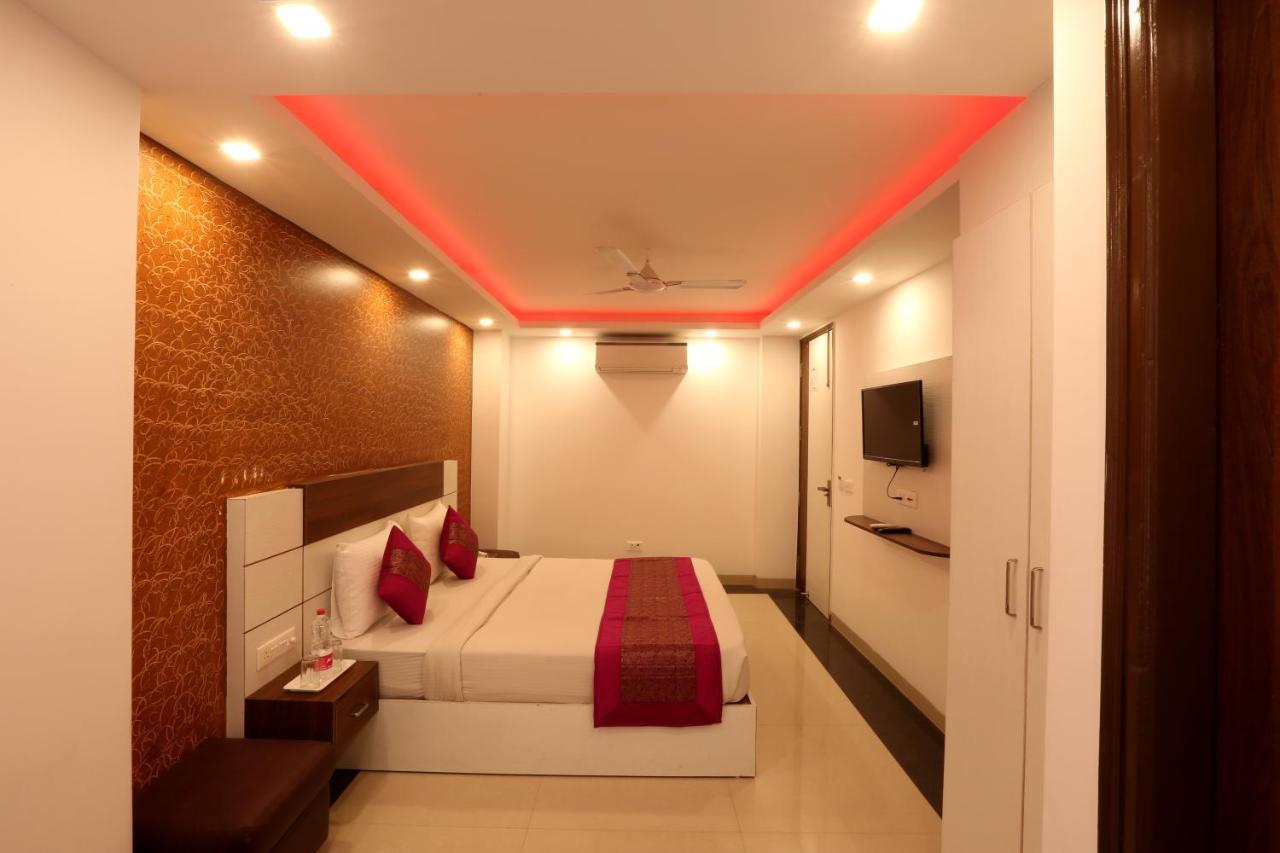 Green Plaza At Airport Hotel Nueva Delhi Exterior foto