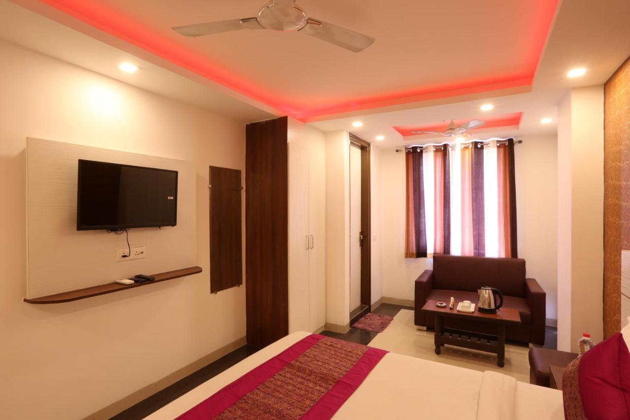 Green Plaza At Airport Hotel Nueva Delhi Exterior foto
